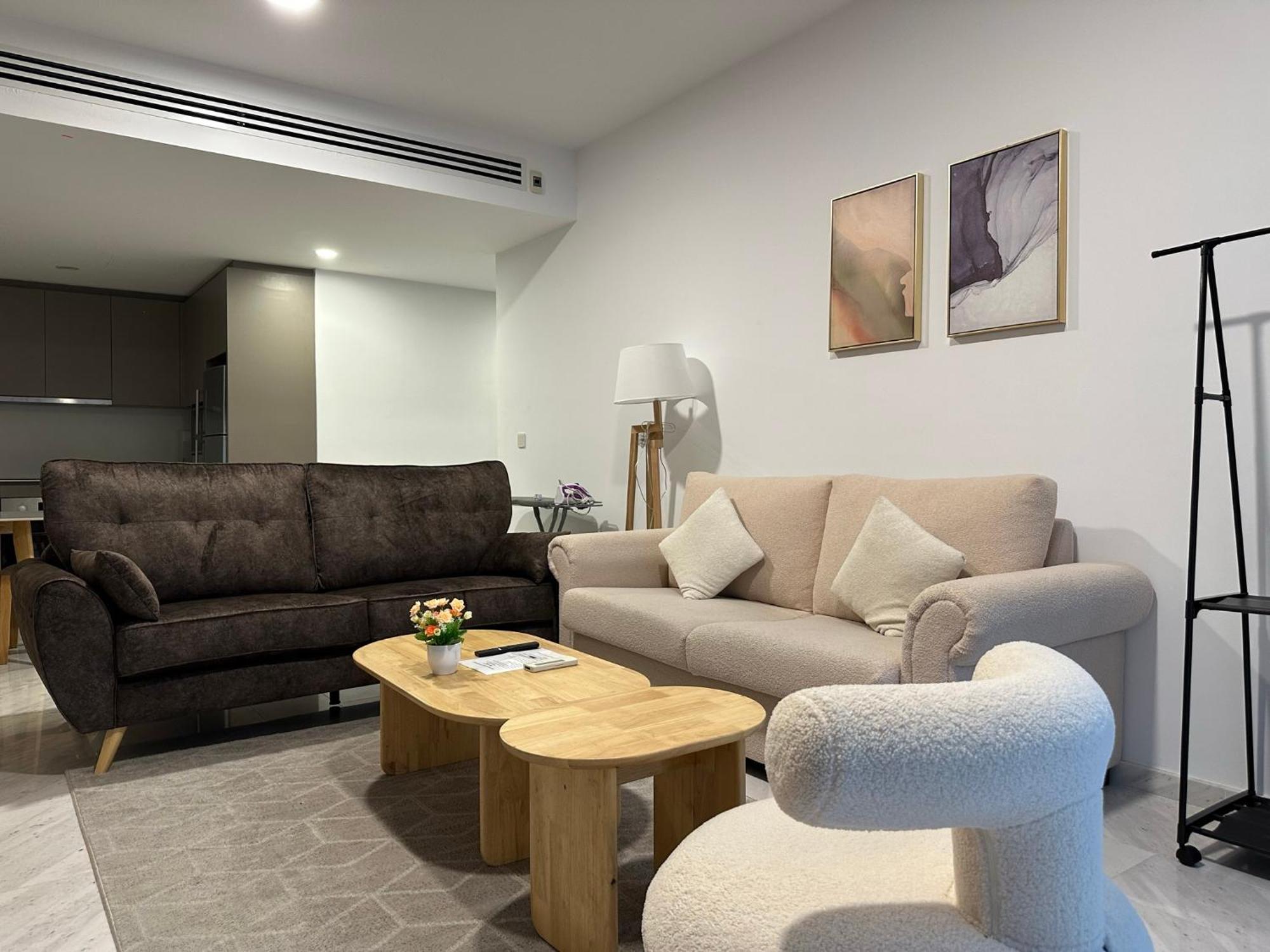 Eaton Service Apartment At Klcc Куала-Лумпур Экстерьер фото